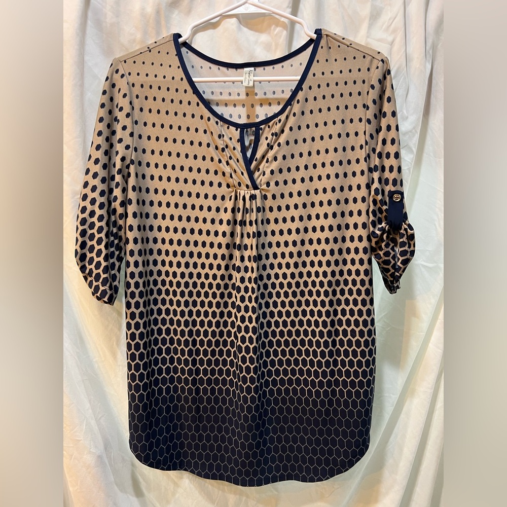Business casual knit blouse